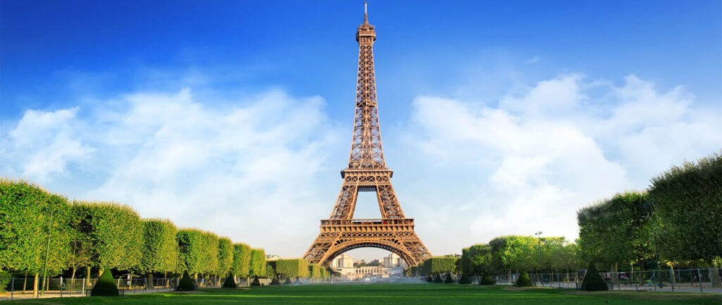 Eiffel Tower in Paris ( France )